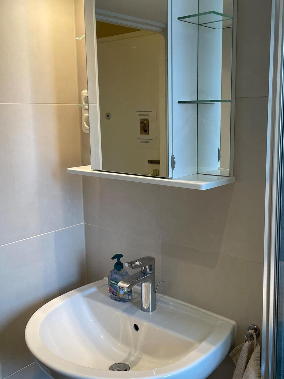 Modern And Cozy Apartment In Good Location Berlino Esterno foto