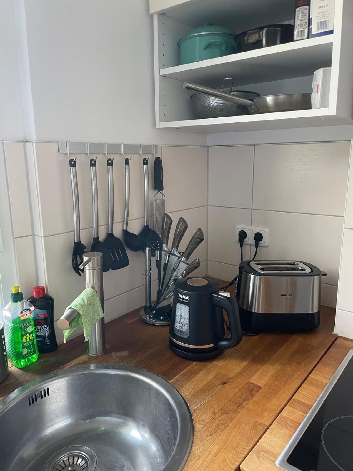Modern And Cozy Apartment In Good Location Berlino Esterno foto