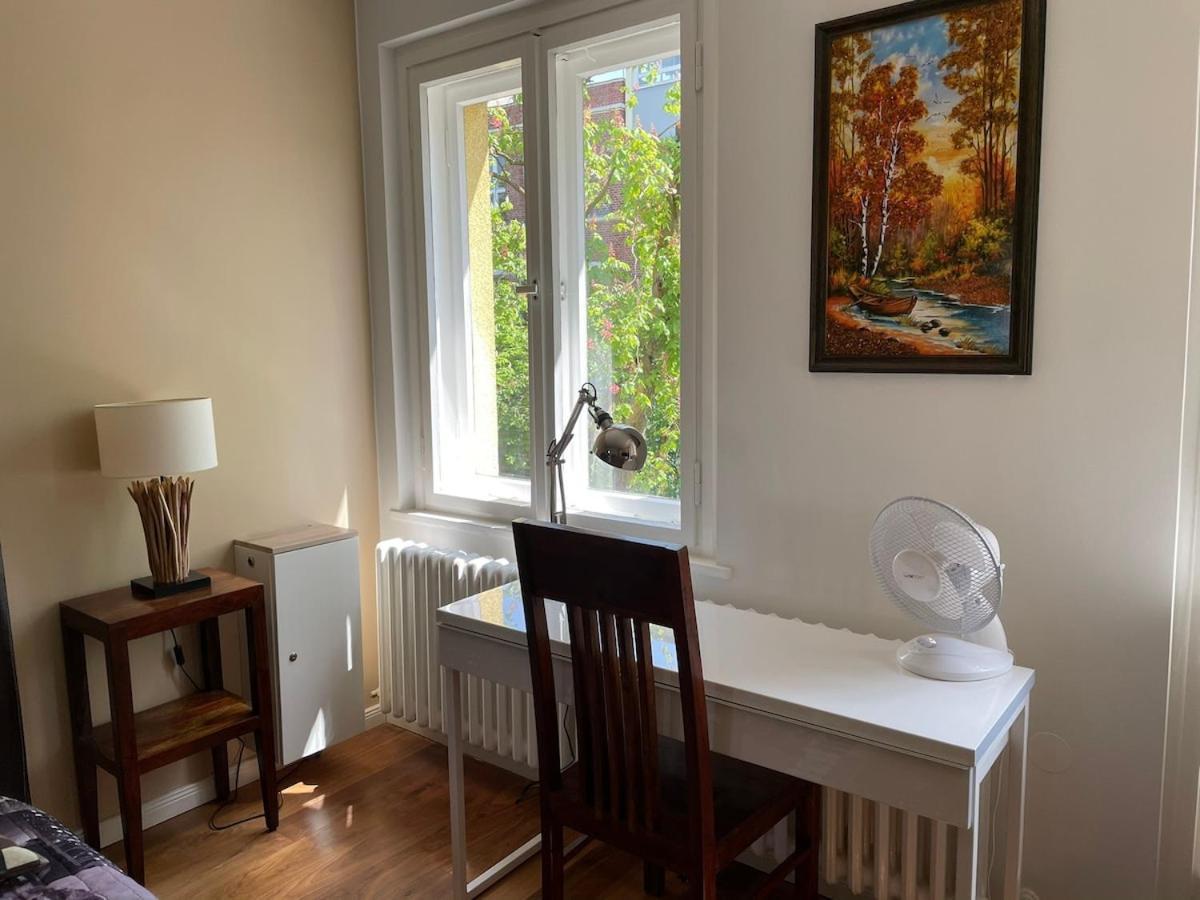 Modern And Cozy Apartment In Good Location Berlino Esterno foto