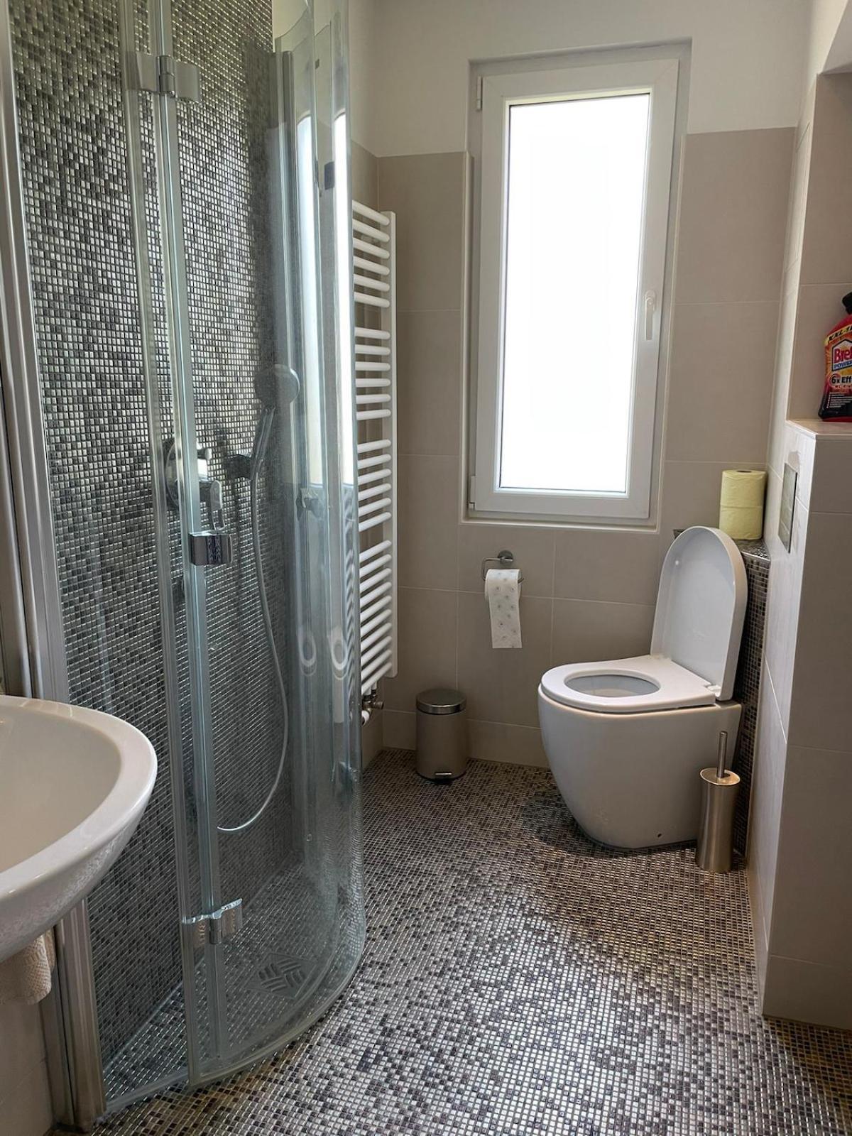 Modern And Cozy Apartment In Good Location Berlino Esterno foto